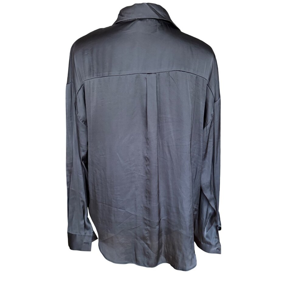 Lush Womens Black Long-Sleeve Silky Blouse With Pockets Button Cuffs & Collared - Picture 4 of 6